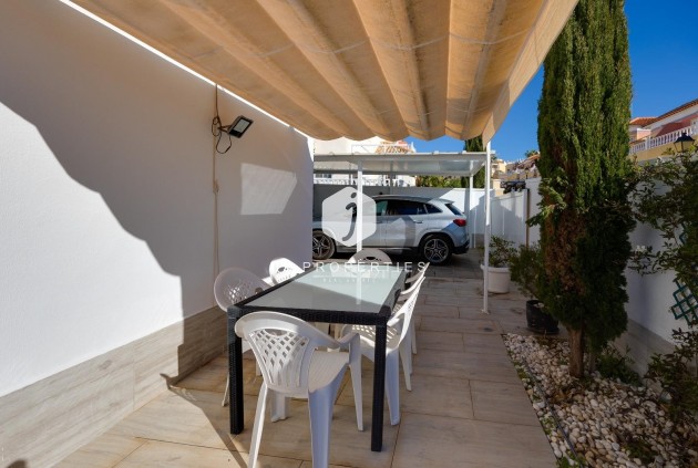 Resale - Chalet -
Orihuela Costa - Las Filipinas