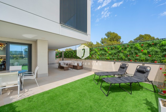 Resale - Apartment / flat -
Dehesa de Campoamor - Costa Blanca