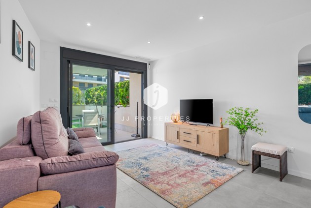 Resale - Apartment / flat -
Dehesa de Campoamor - Costa Blanca