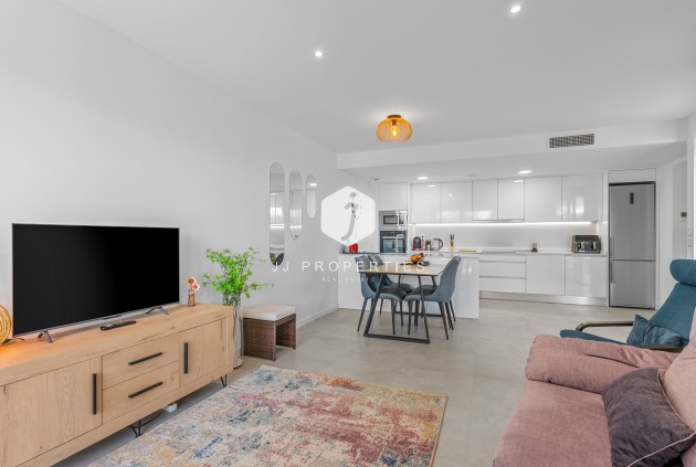 Resale - Apartment / flat -
Dehesa de Campoamor - Costa Blanca