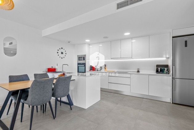 Resale - Apartment / flat -
Dehesa de Campoamor - Costa Blanca