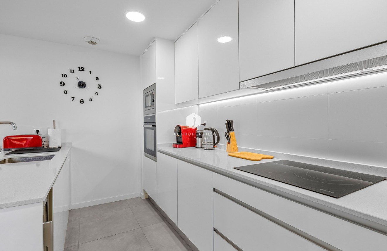 Resale - Apartment / flat -
Dehesa de Campoamor - Costa Blanca