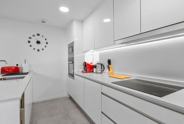 Resale - Apartment / flat -
Dehesa de Campoamor - Costa Blanca