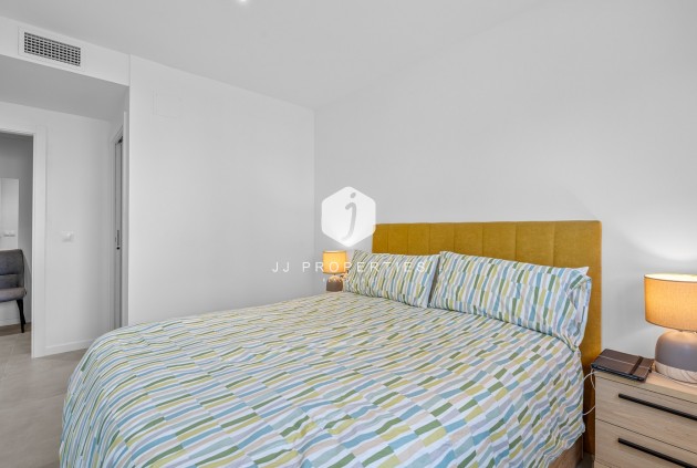 Resale - Apartment / flat -
Dehesa de Campoamor - Costa Blanca