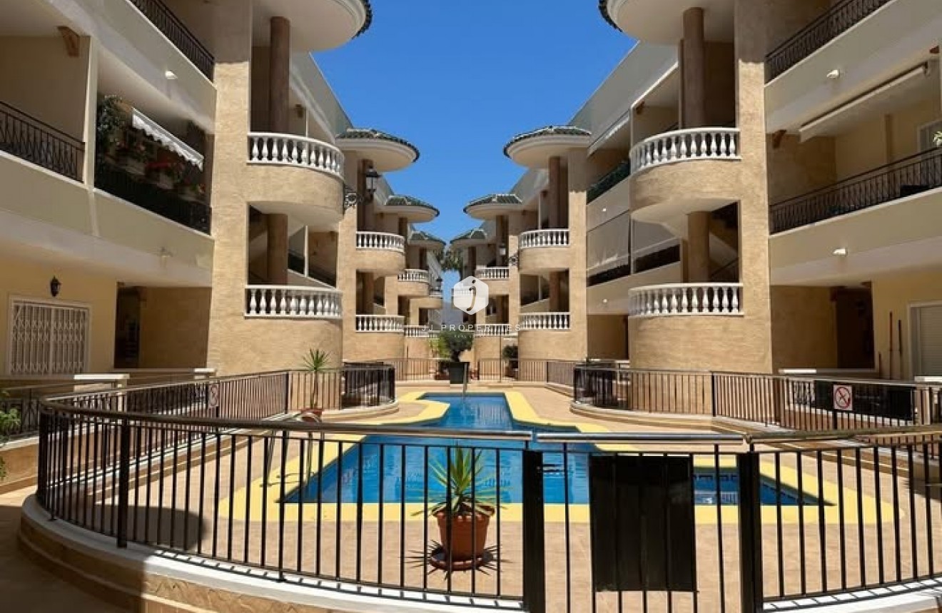 Resale - Apartment / flat -
Jacarilla - Inland