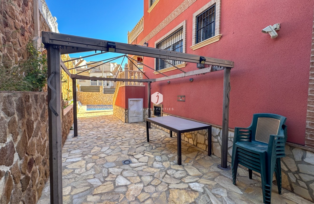 Resale - Chalet -
San Miguel de Salinas - Inland