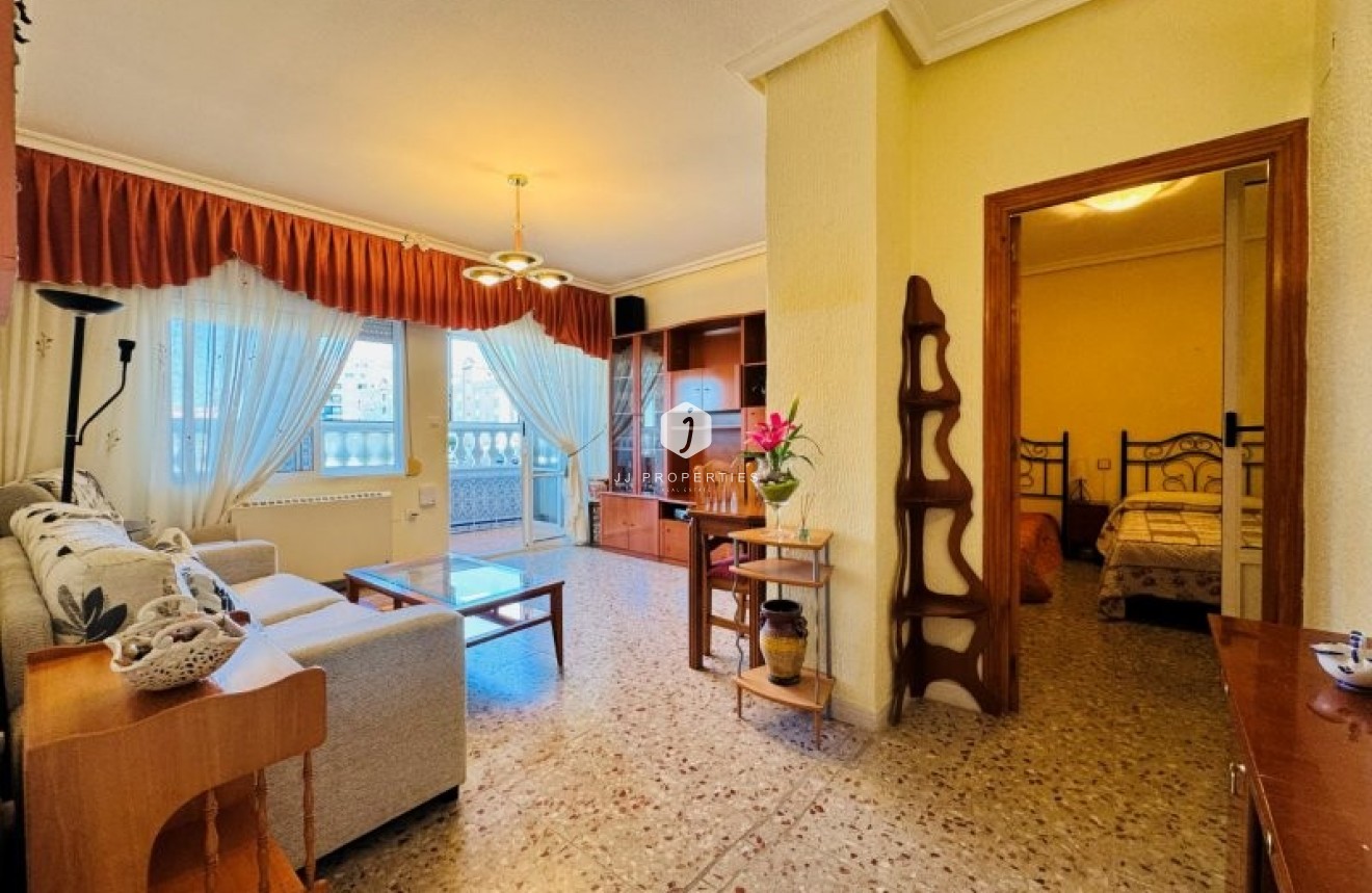 Resale - Apartment / flat -
La Mata - Costa Blanca