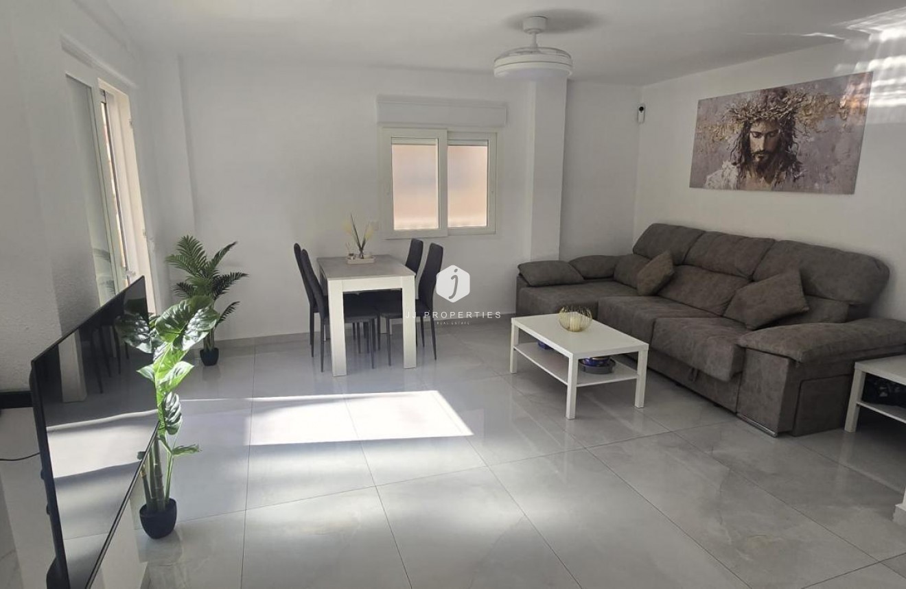 Resale - Apartment / flat -
Torrevieja - Acequion
