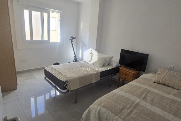 Resale - Apartment / flat -
Torrevieja - Acequion