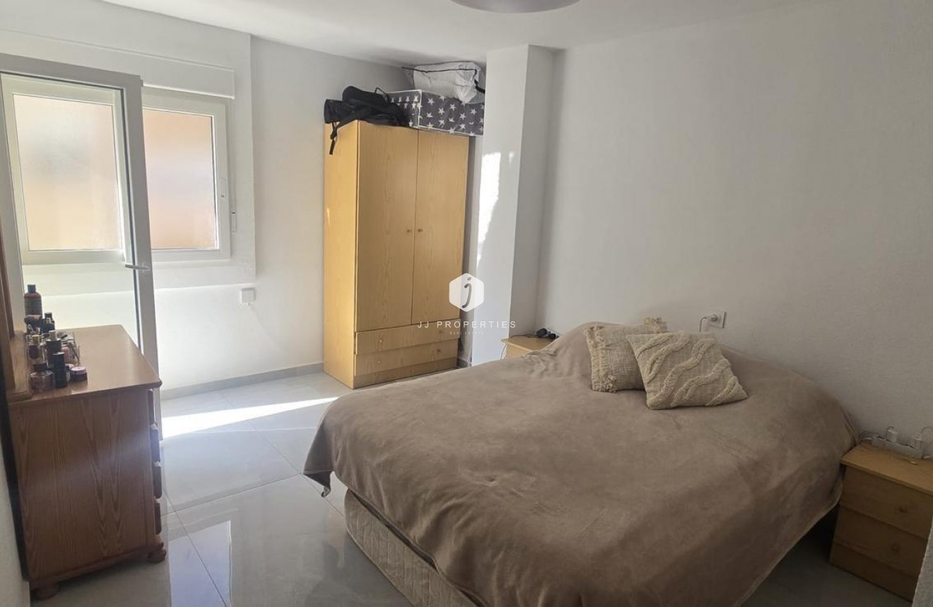 Resale - Apartment / flat -
Torrevieja - Acequion