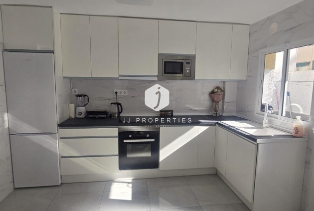 Resale - Apartment / flat -
Torrevieja - Acequion