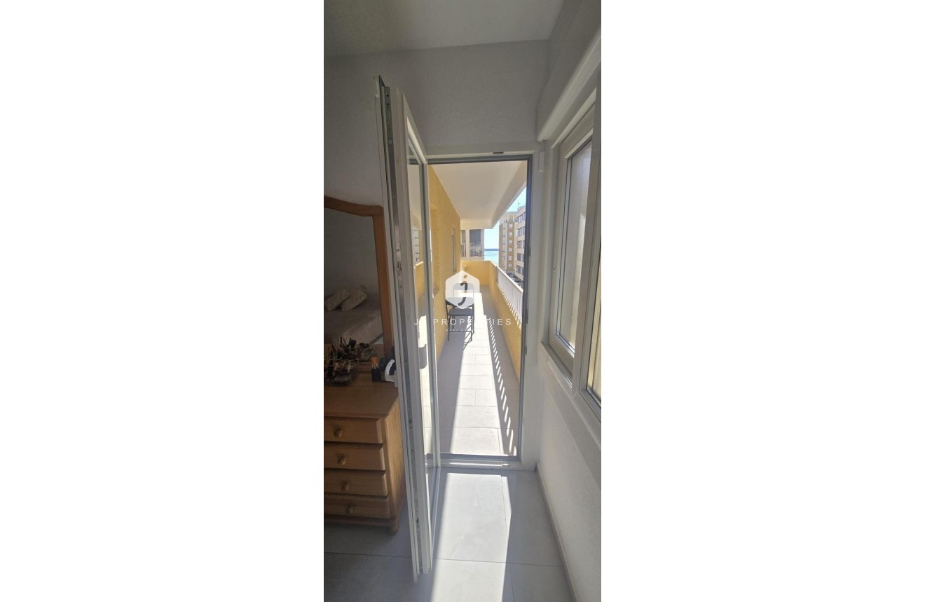 Resale - Apartment / flat -
Torrevieja - Acequion