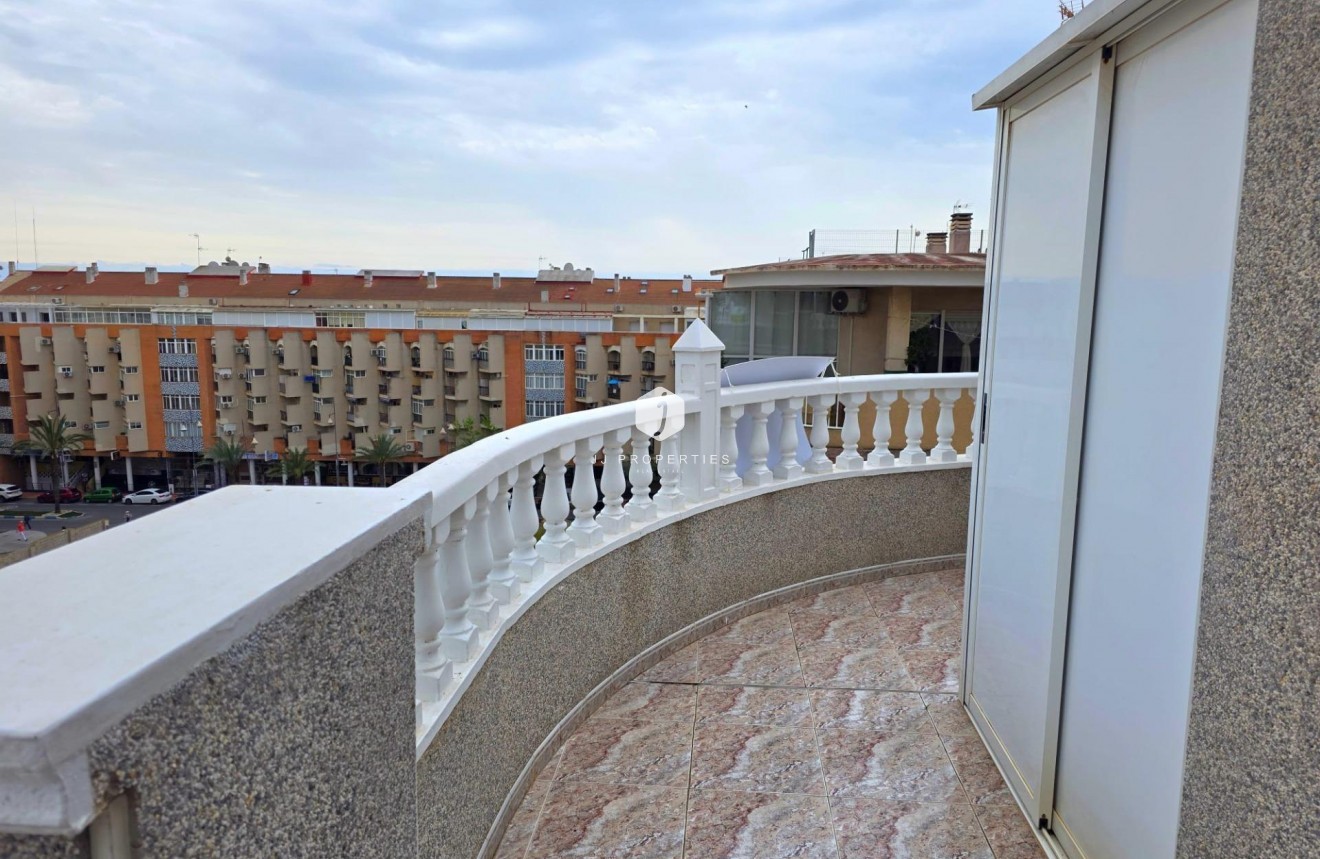 Resale - Penthouse -
Torrevieja - Estacion de autobuses