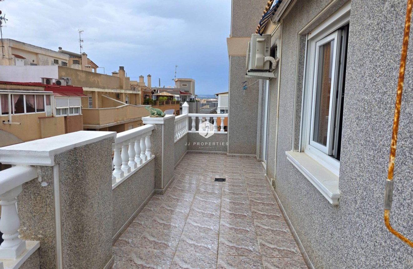 Resale - Penthouse -
Torrevieja - Estacion de autobuses