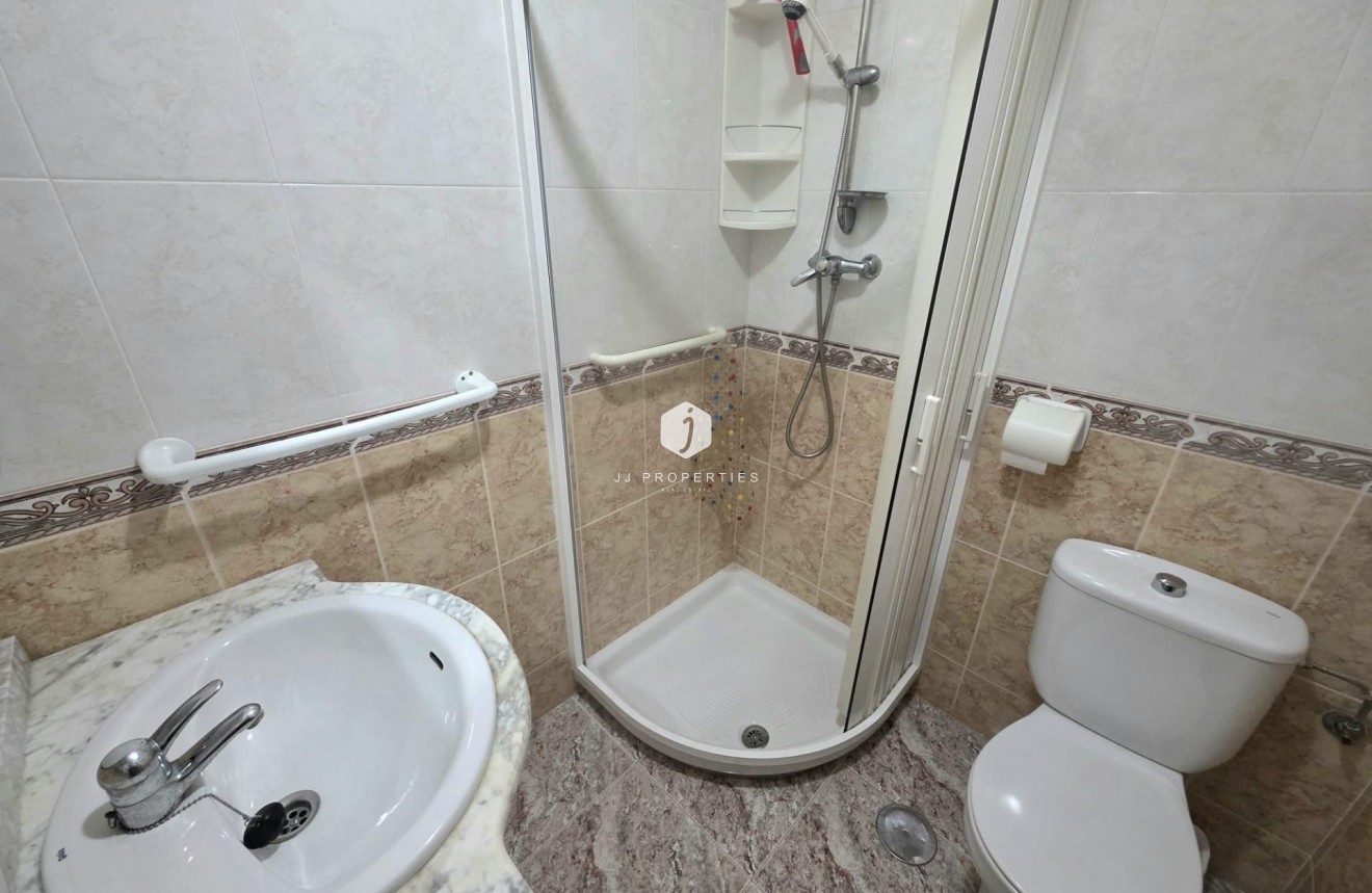 Resale - Penthouse -
Torrevieja - Estacion de autobuses