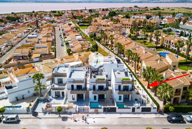 Resale - Villa -
Torrevieja - Costa Blanca