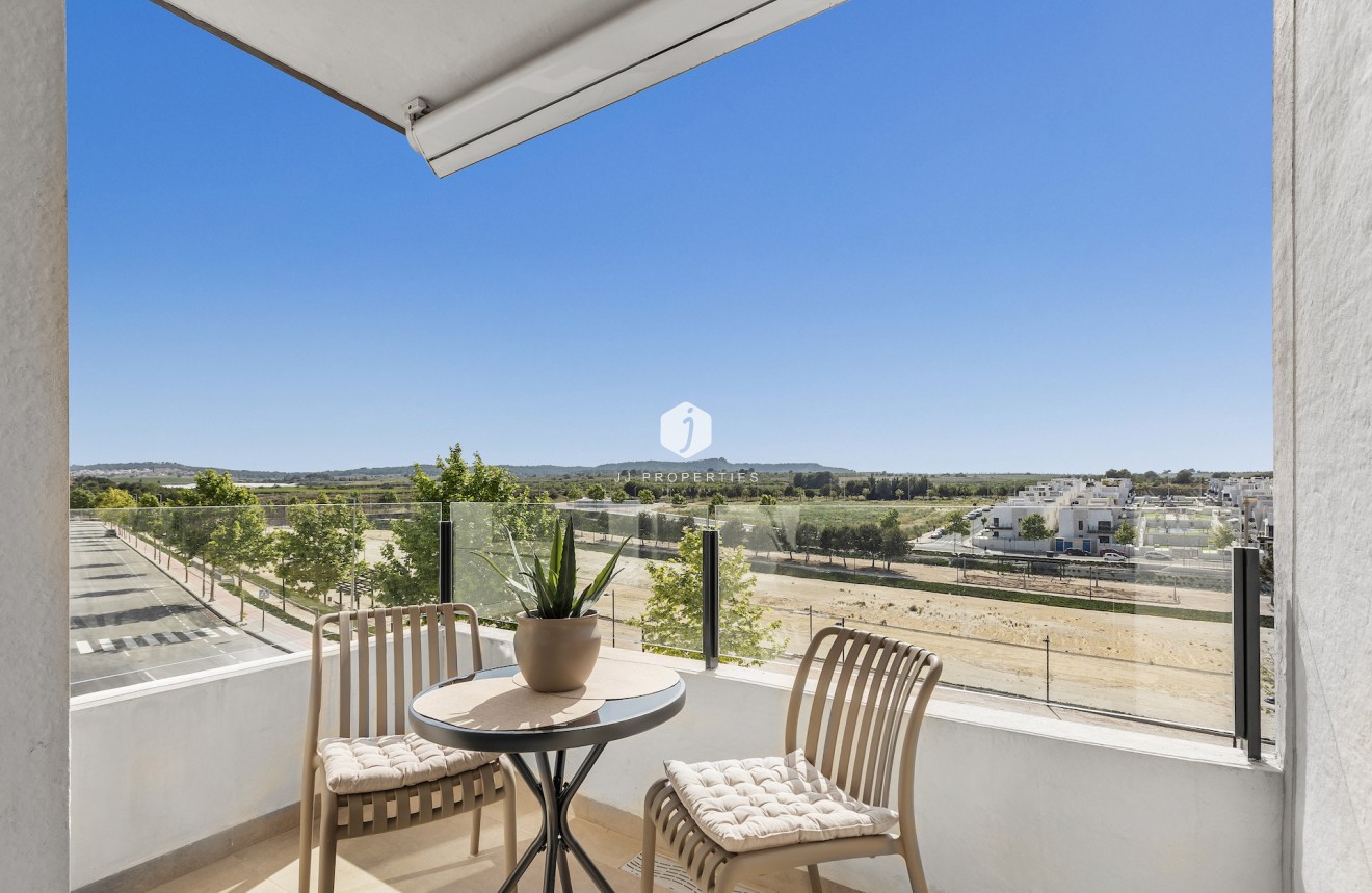 Resale - Apartment / flat -
San Miguel de Salinas - Inland