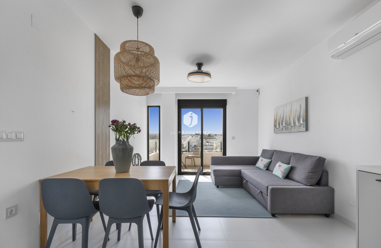 Resale - Apartment / flat -
San Miguel de Salinas - Inland