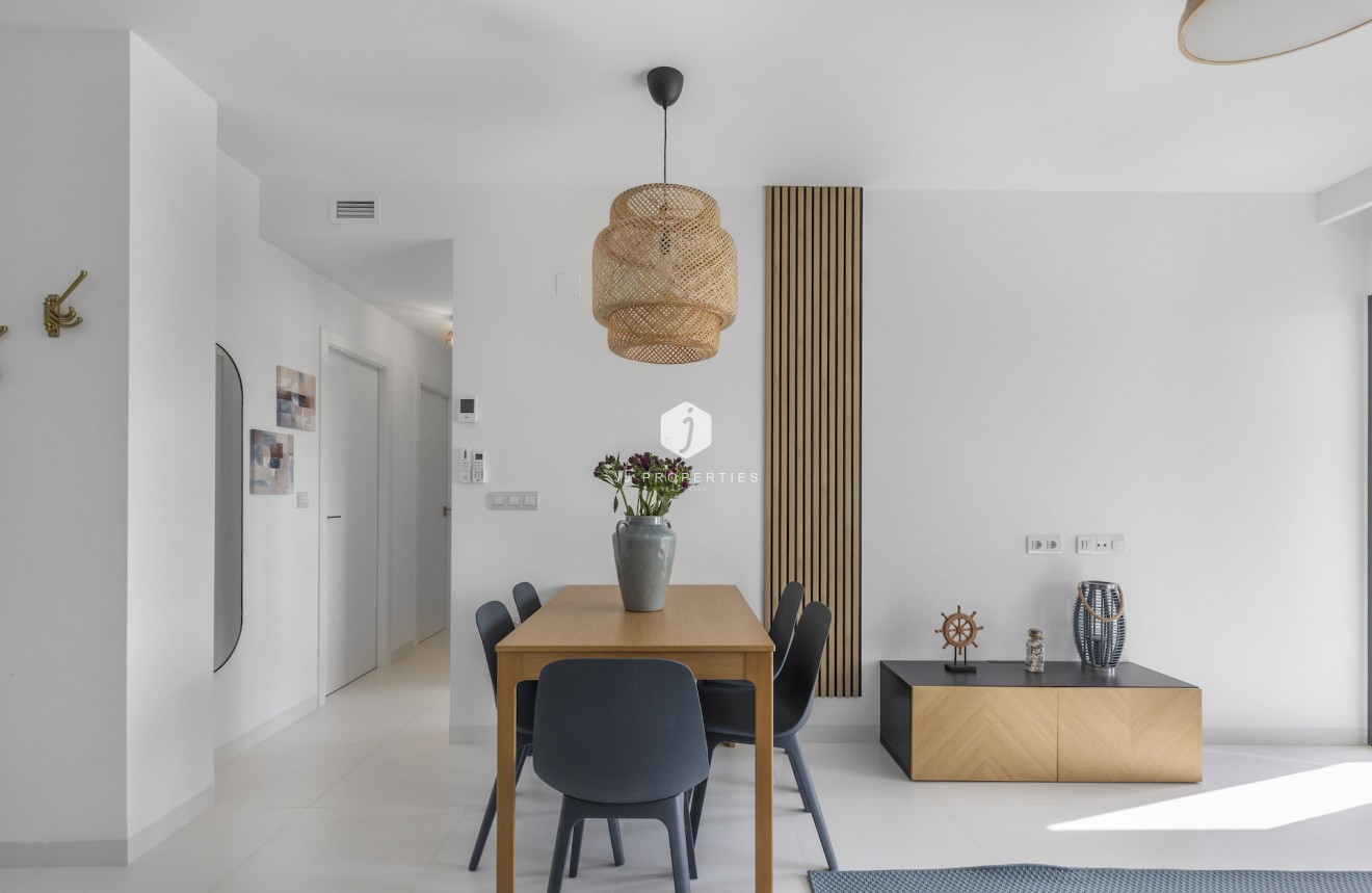 Resale - Apartment / flat -
San Miguel de Salinas - Inland
