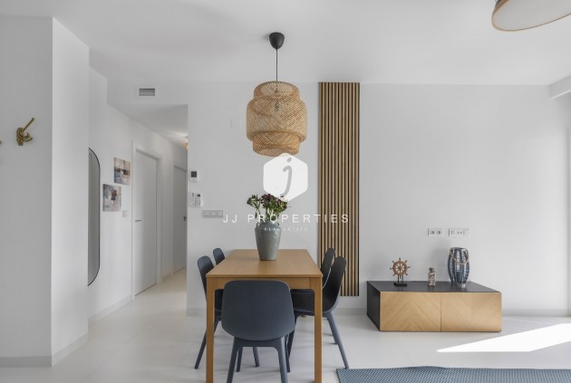 Resale - Apartment / flat -
San Miguel de Salinas - Inland