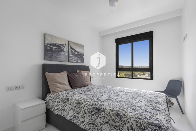 Resale - Apartment / flat -
San Miguel de Salinas - Inland