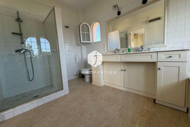 Resale - Villa -
Orihuela Costa - Playa Flamenca