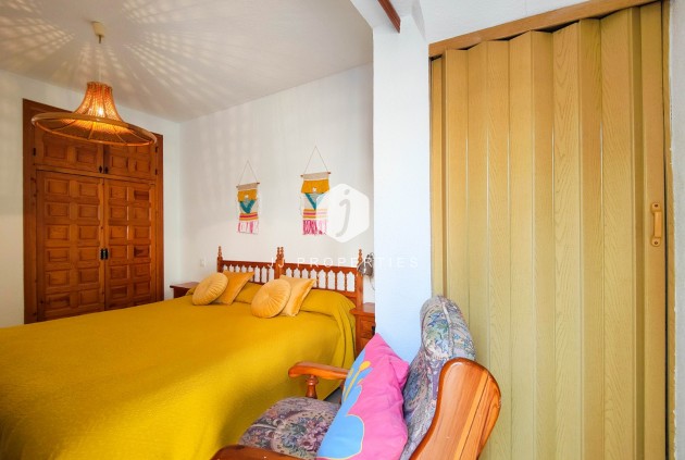 Resale - Chalet -
Torrevieja - Costa Blanca