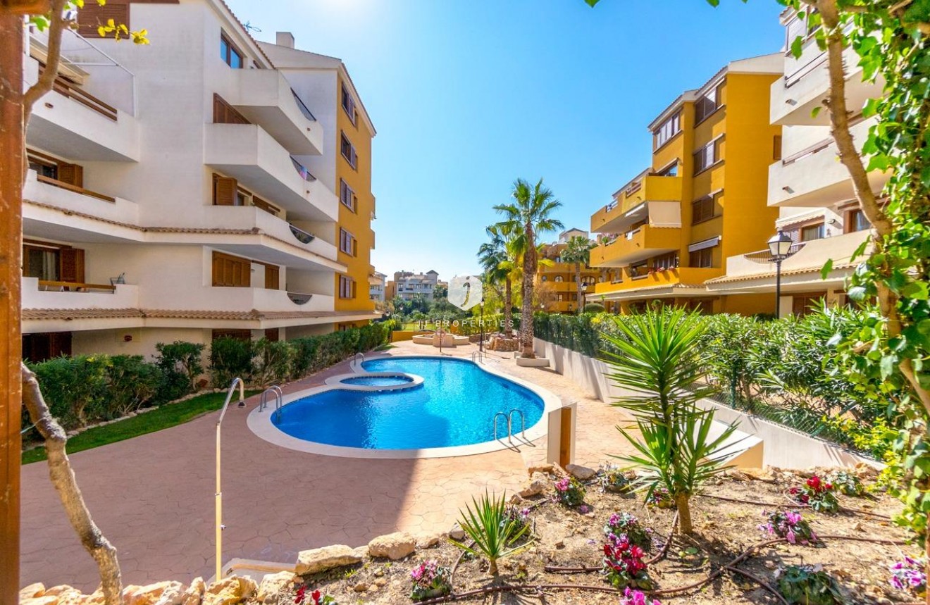 Resale - Apartment / flat -
Torrevieja - Punta prima