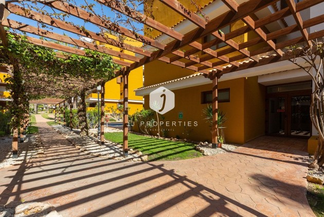 Resale - Apartment / flat -
Torrevieja - Punta prima