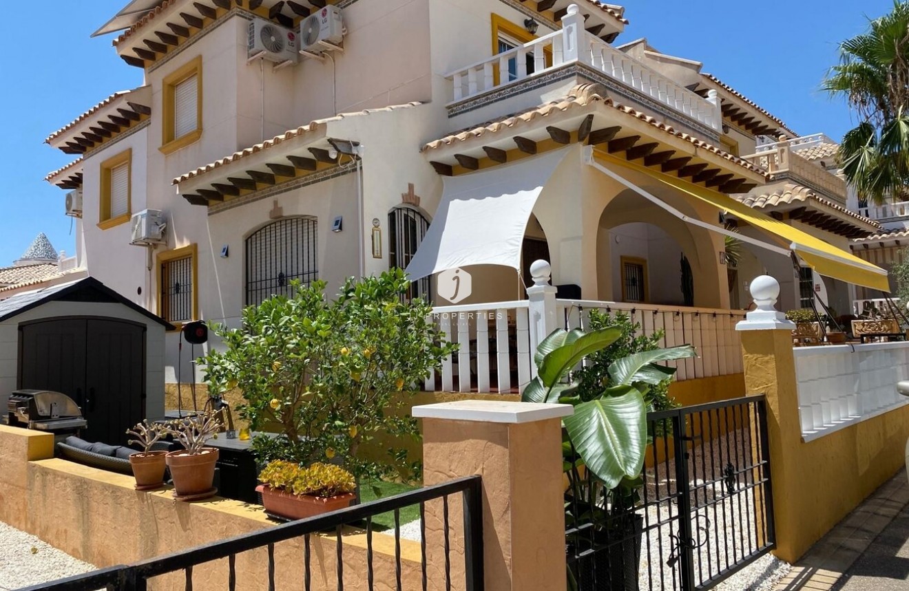 Resale - Bungalow -
Lomas de Caboroig - Costa Blanca