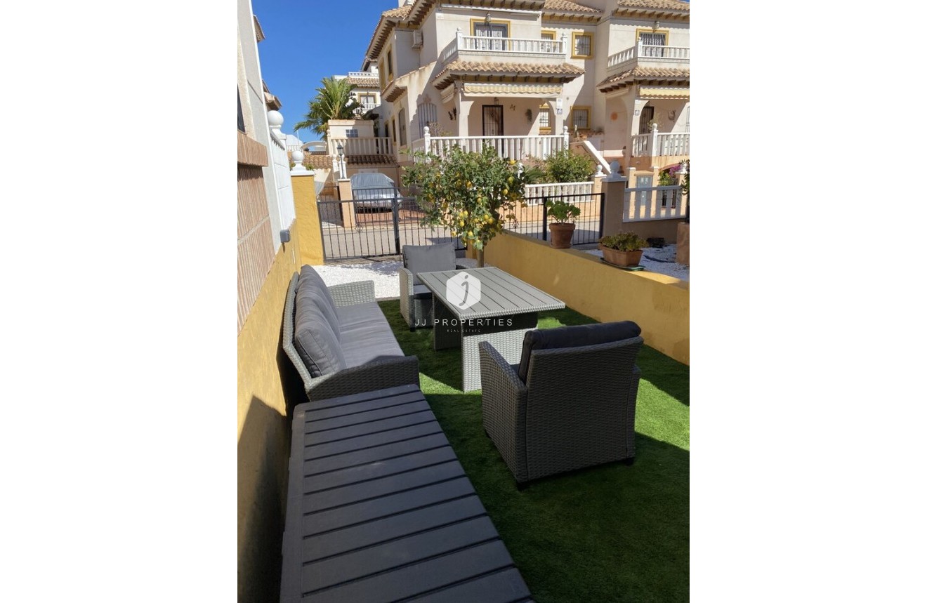 Resale - Bungalow -
Lomas de Caboroig - Costa Blanca
