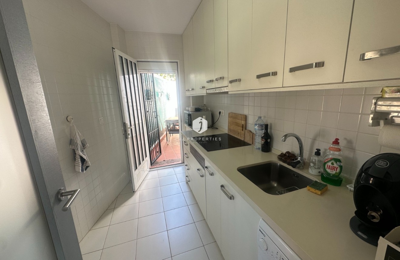 Resale - Bungalow -
Torrevieja - Costa Blanca
