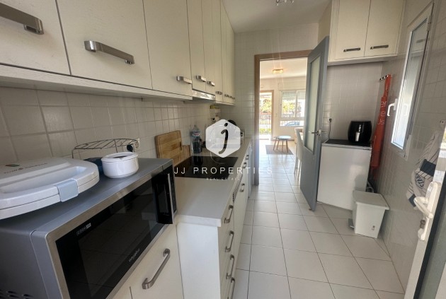 Resale - Bungalow -
Torrevieja - Costa Blanca