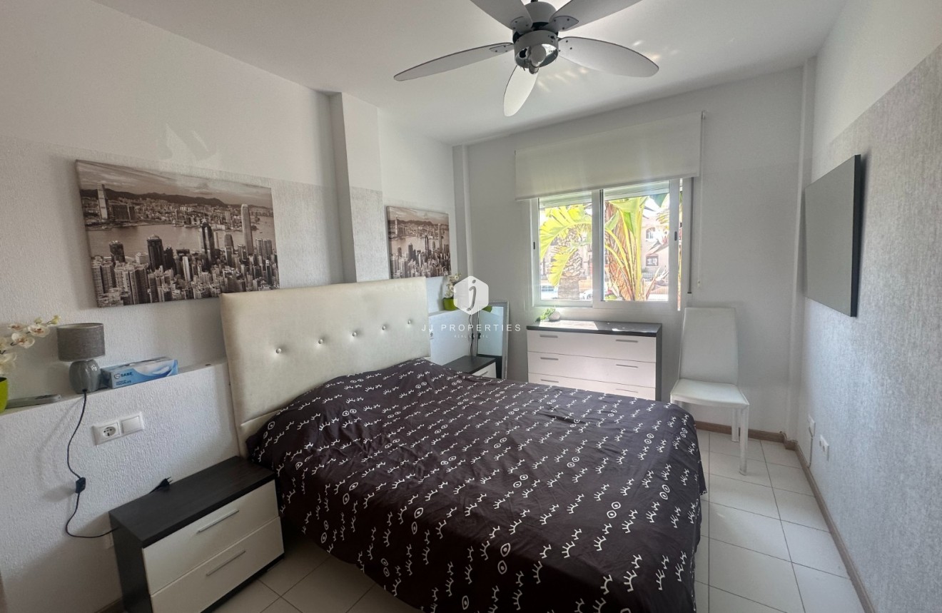 Resale - Bungalow -
Torrevieja - Costa Blanca