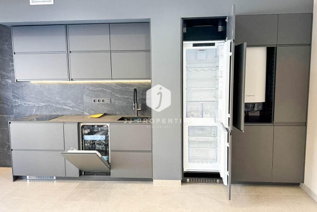 Resale - Apartment / flat -
Torrevieja - Playa de los Locos