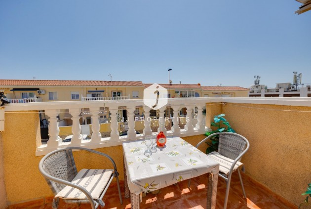 Resale - Bungalow -
Torrevieja - aguas nuevas