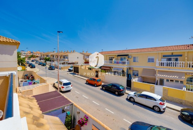 Resale - Bungalow -
Torrevieja - aguas nuevas