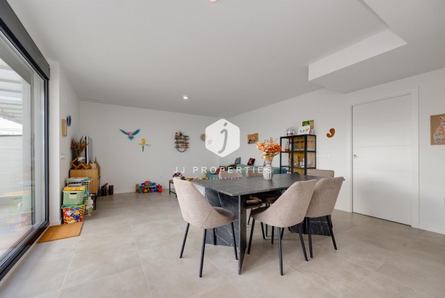 Resale - Penthouse -
Orihuela Costa - Costa Blanca