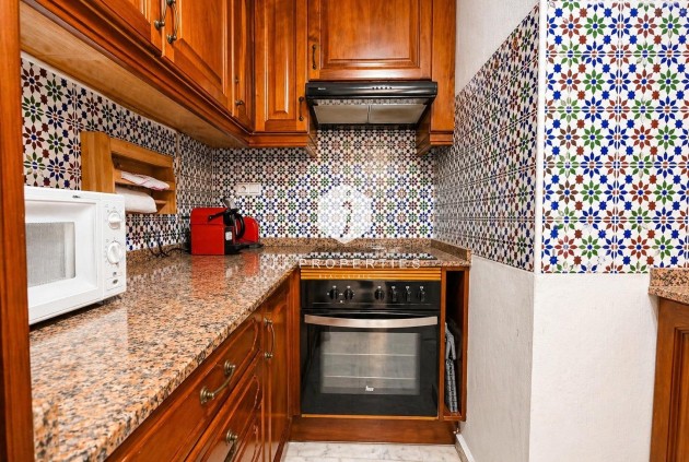 Resale - Apartment / flat -
Torrevieja - Los Frutales