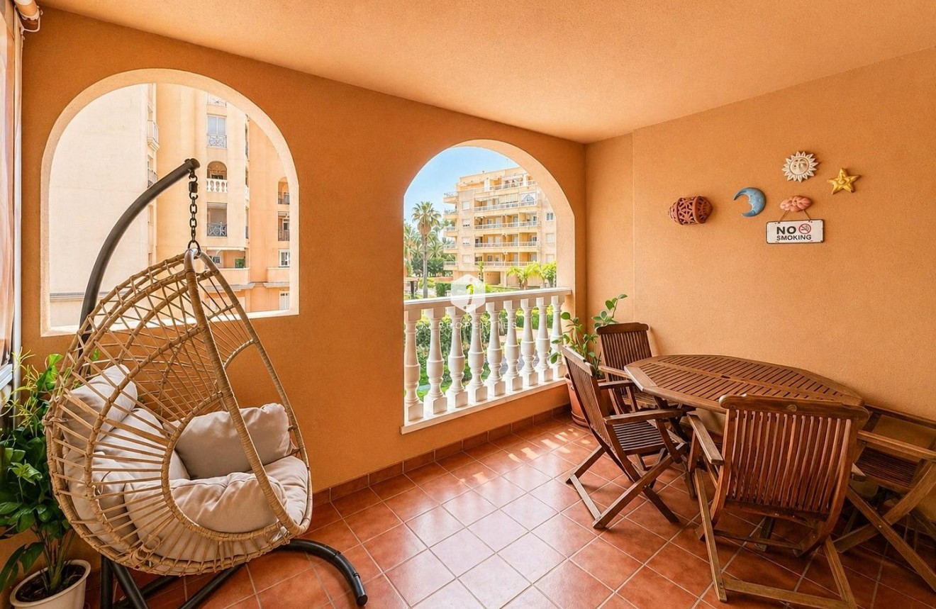 Resale - Apartment / flat -
Torrevieja - Los Frutales