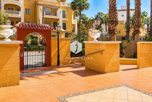 Resale - Apartment / flat -
Torrevieja - Los Frutales