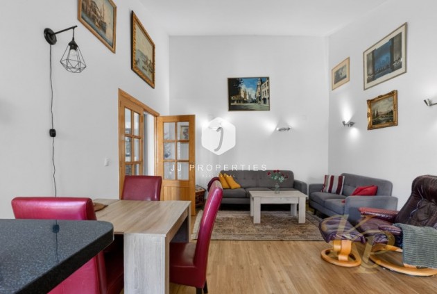 Resale - Villa -
Torrevieja - Costa Blanca