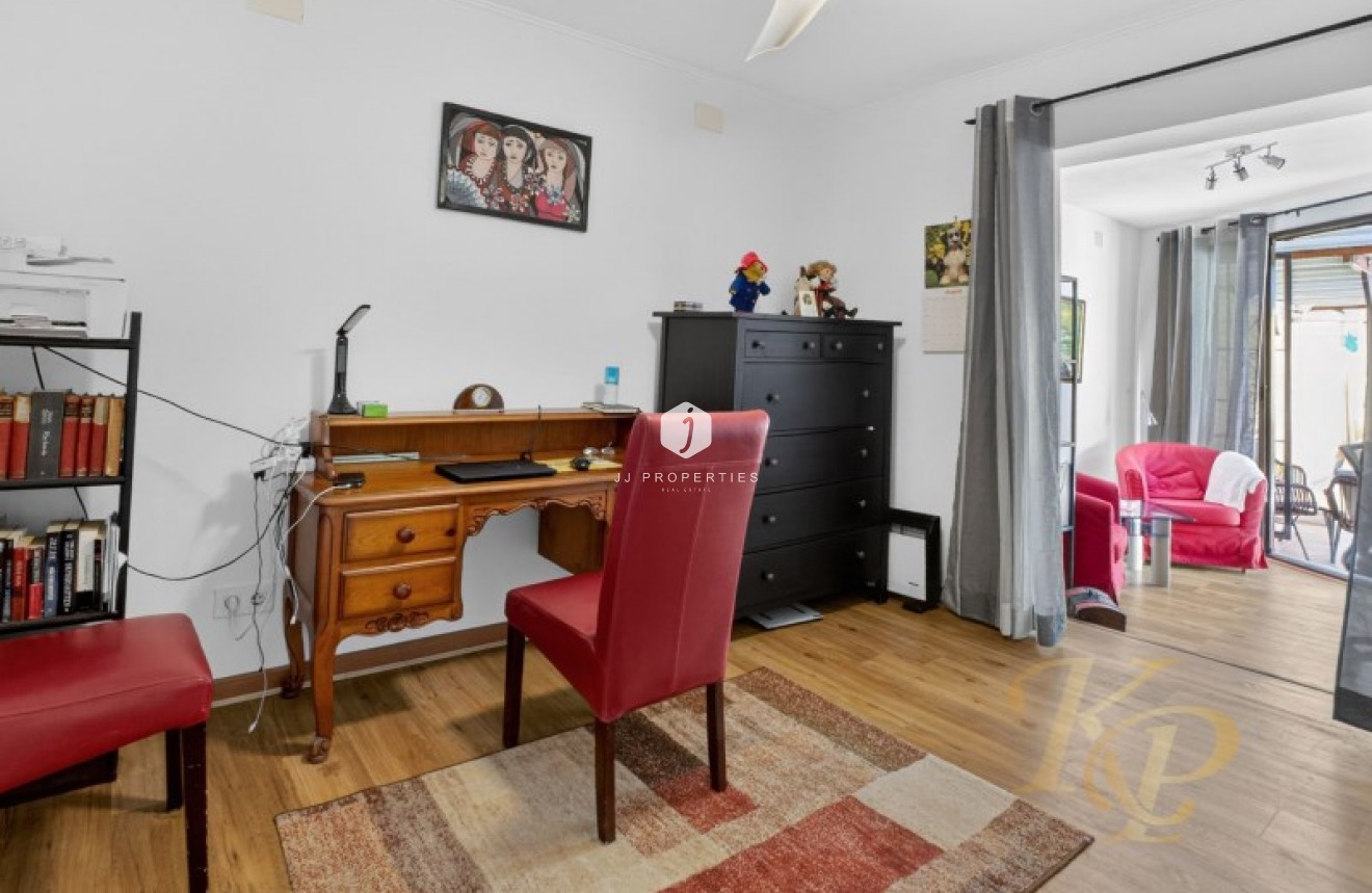 Resale - Villa -
Torrevieja - Costa Blanca