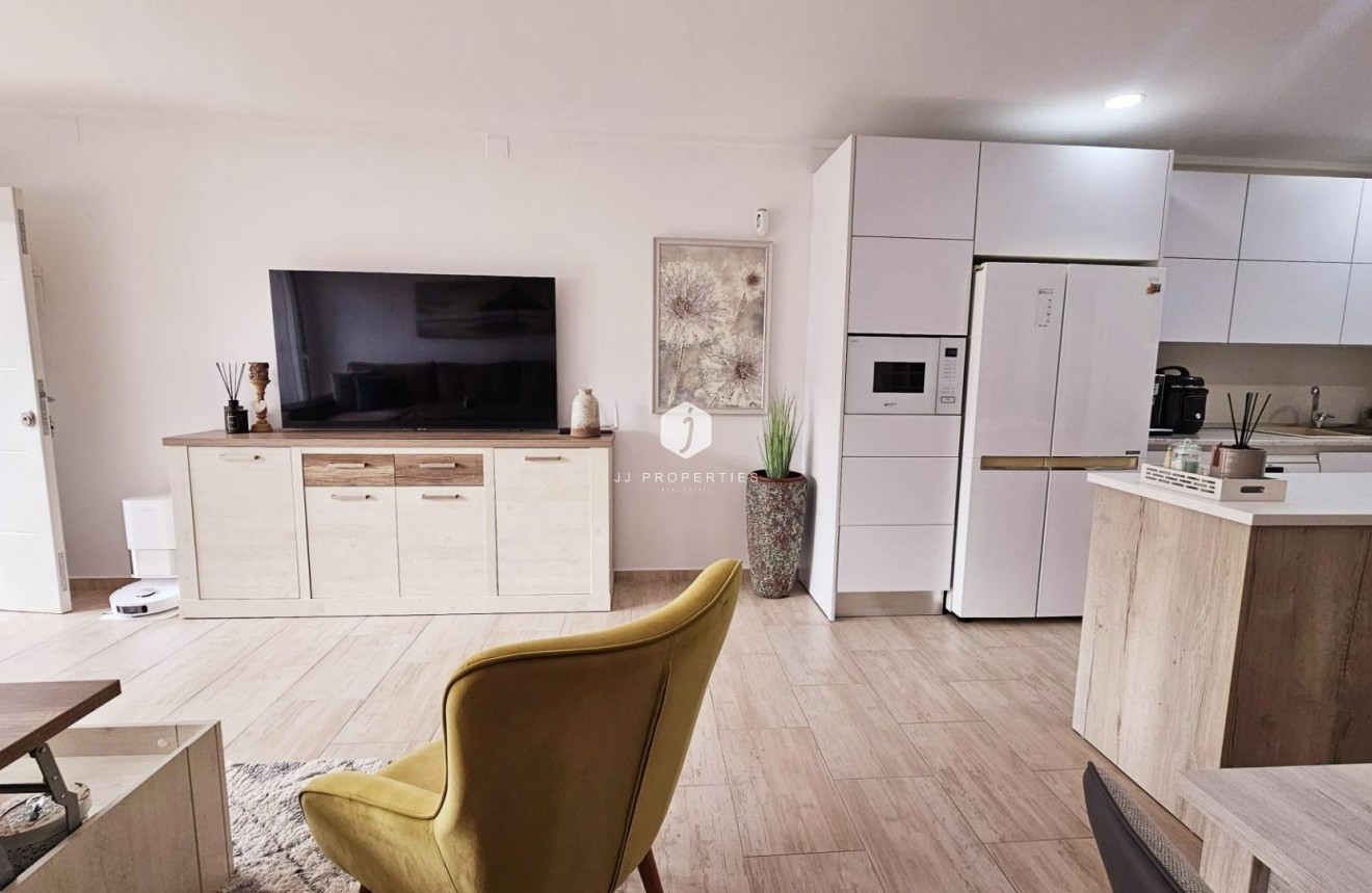 Resale - Duplex -
Torrevieja - La siesta