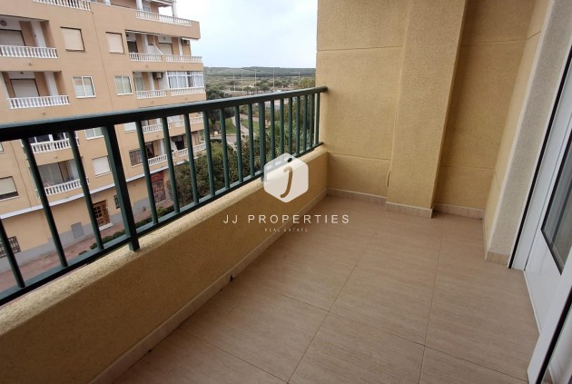 Resale - Apartment / flat -
Torrevieja - La Mata