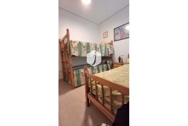Resale - Apartment / flat -
Torrevieja - La Mata