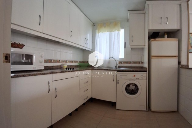 Resale - Apartment / flat -
Torrevieja - La Mata