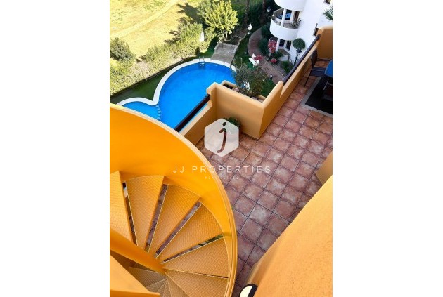 Resale - Apartment / flat -
Torrevieja - Punta prima