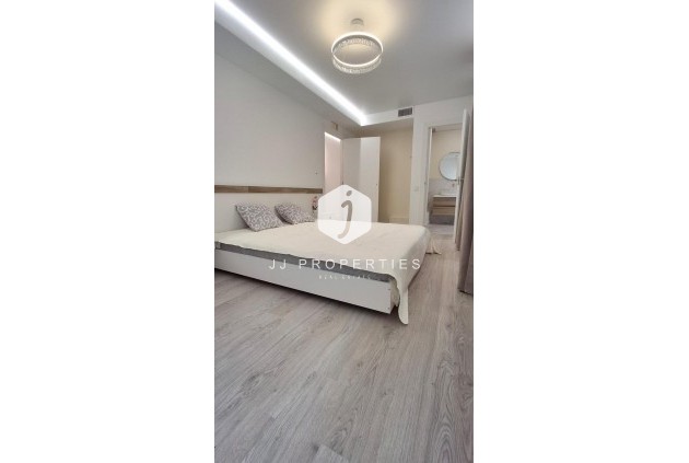 Resale - Apartment / flat -
Torrevieja - Acequion
