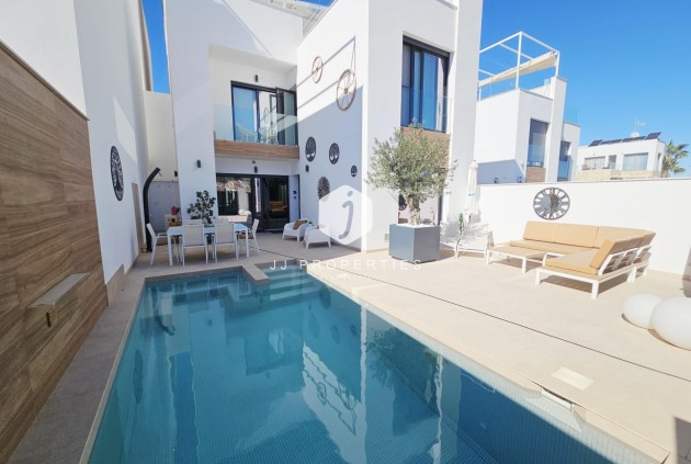 D'occasion - Villa -
Benijofar - Benimar